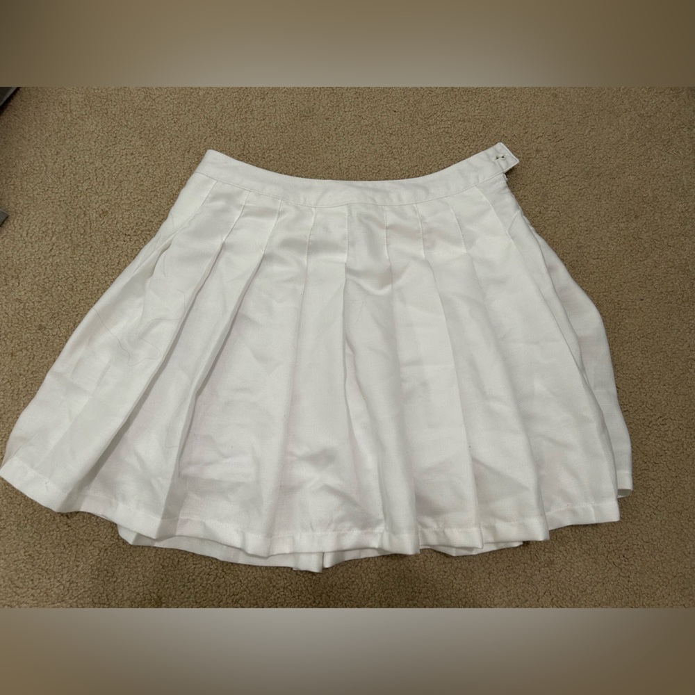 White tennis skirt